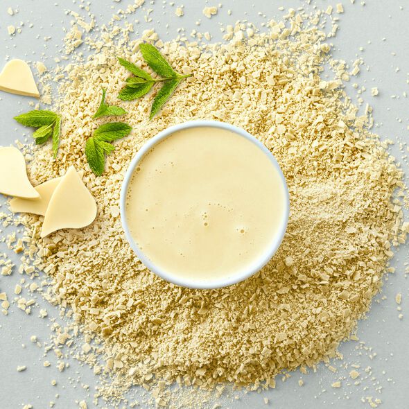 Peppermint-White Hot Chocolate Sachets &ndash; Limited Edition, , hi-res