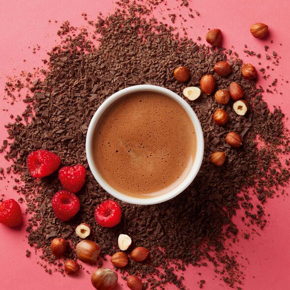 Raspberry Praline Hot Chocolate Sachets &ndash; Limited Edition, , hi-res