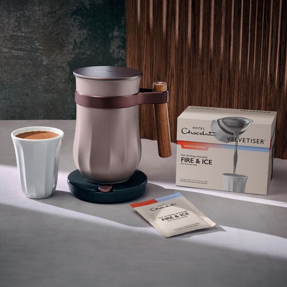 Fire &amp; Ice Hot Chocolate Sachets &ndash; Limited Edition, , hi-res