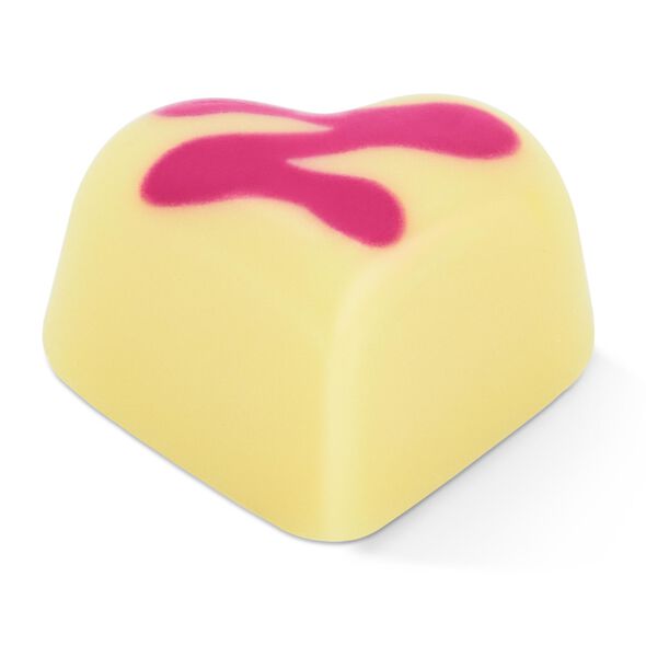 Strawberries &amp; Cream Heart Selector , , hi-res