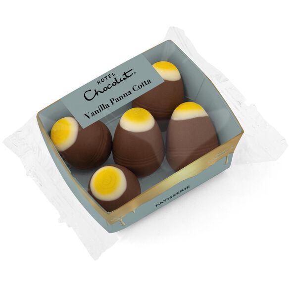 Chocolate Eggs – Vanilla Panna Cotta